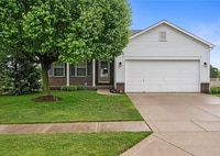 Building Photo - 1027 Pine Ridge Way