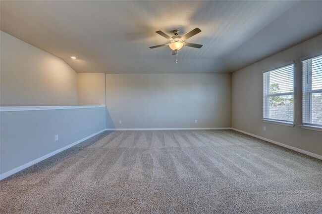 Building Photo - 117 Fairmeadow Downs Dr