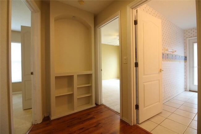 Building Photo - 2313 Colony Club Dr