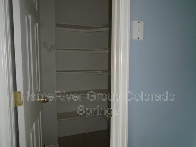 Building Photo - 6262 Baxter Dr