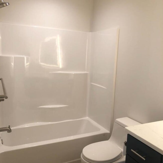 Building Photo - 261 Sixth St