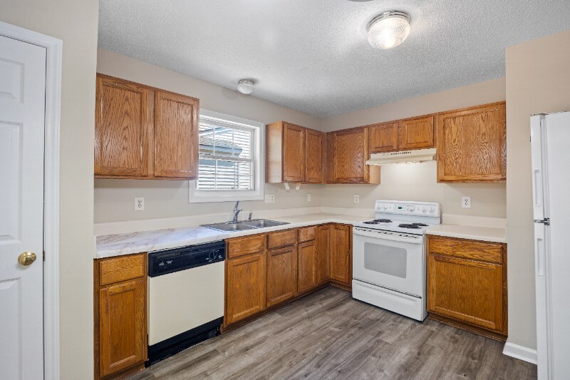 Building Photo - 4215 Mantua Way