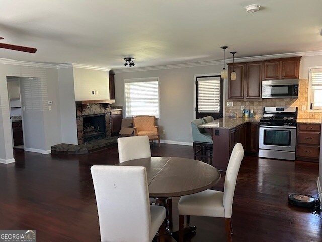 Building Photo - 4190 Smithfield Dr