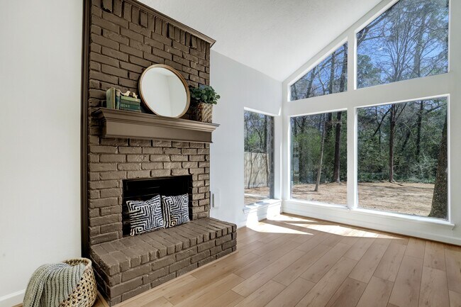 Building Photo - 138 S Timber Top Dr