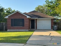 Building Photo - 515 Versailles St