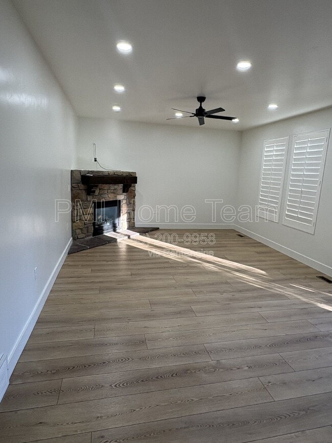 Building Photo - 651 W 1900 S