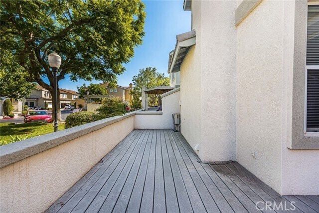 Building Photo - 437 N Castletown