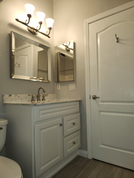 Bathroom - 7037 La Tijera Blvd