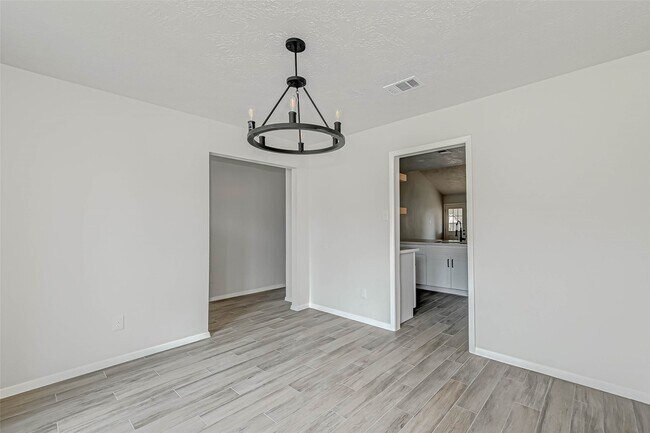 Building Photo - 2330 Grindstone Ln