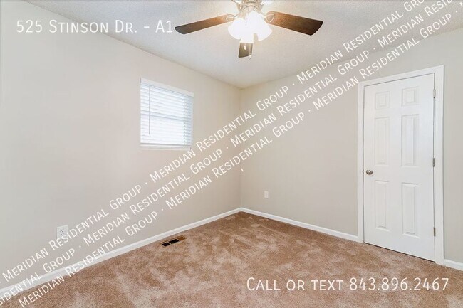 Building Photo - 525 Stinson Dr