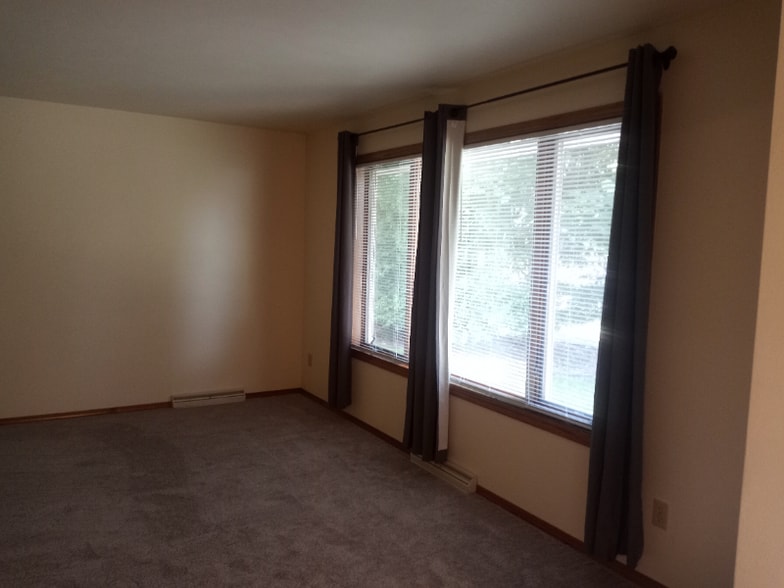 Building Photo - 3181 Westowne Ct