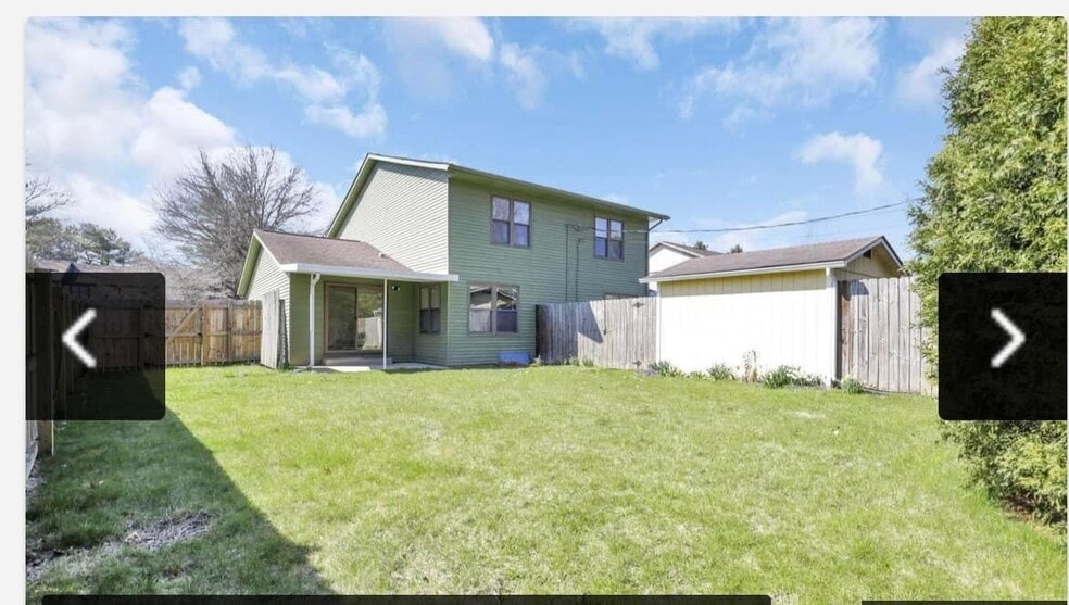 Building Photo - 1740 Churchill Downs Rd