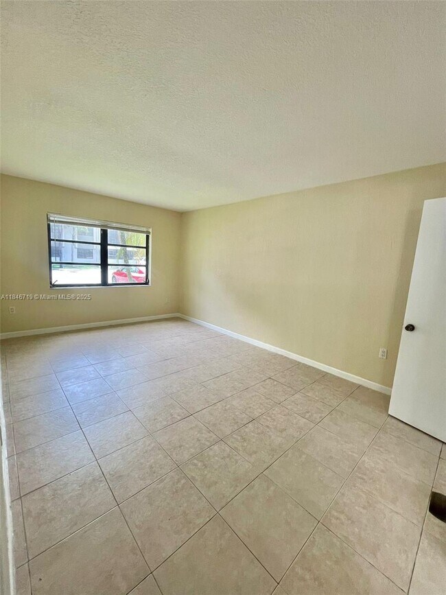 Building Photo - 7909 SW 104th St