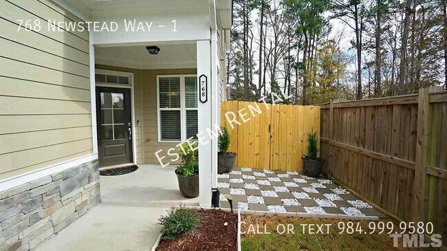 Building Photo - 768 Newstead Way