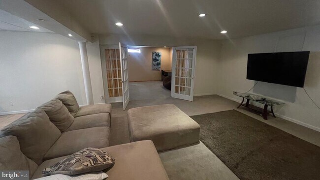 Building Photo - 14764 Courtlandt Heights Rd