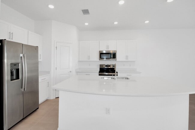 Building Photo - Palmero Annual Townhouse for Rent