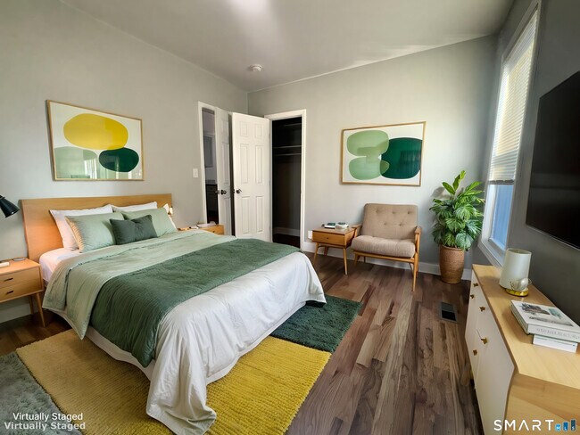 Building Photo - 105 Churchill St