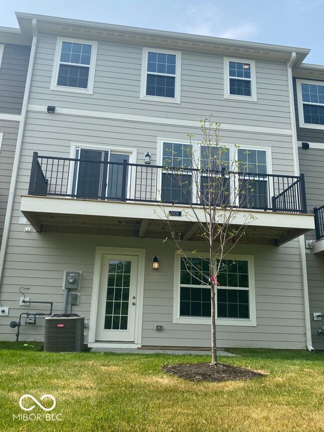 Building Photo - 6878 Sunstone Pl