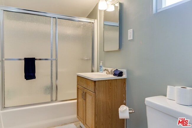 Building Photo - 6659 Amigo Ave