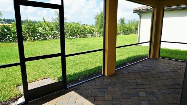 Building Photo - 4232 Raffia Palm Cir
