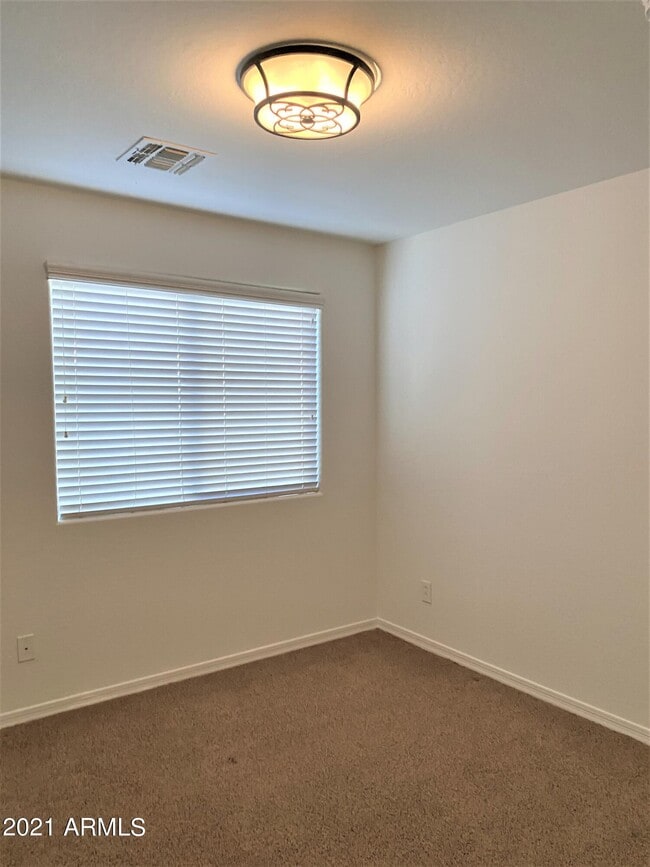 Building Photo - 41359 N Globe Ct