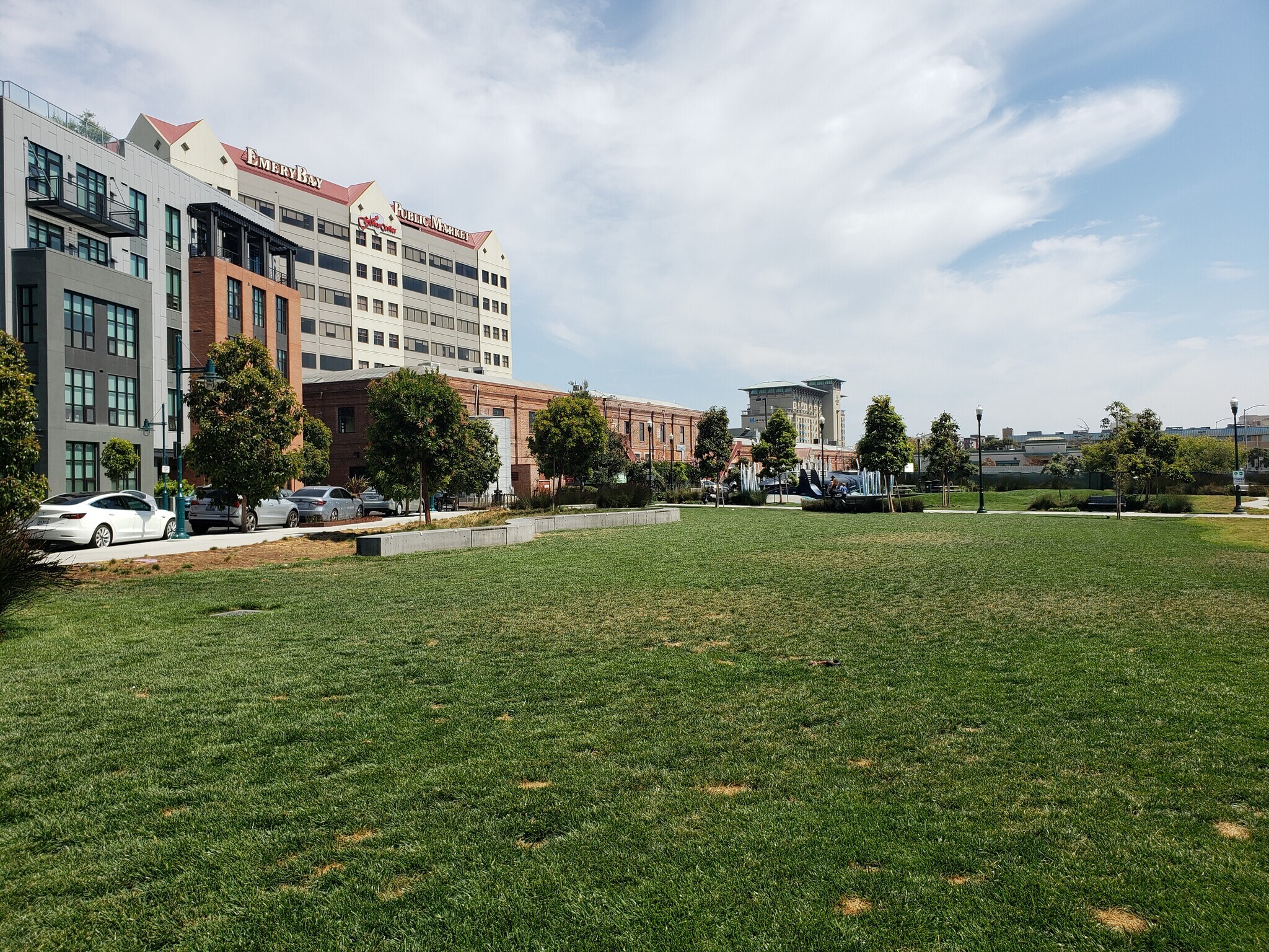 Building Photo - 6400 Christie Ave