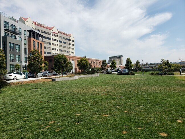 Building Photo - 6400 Christie Ave