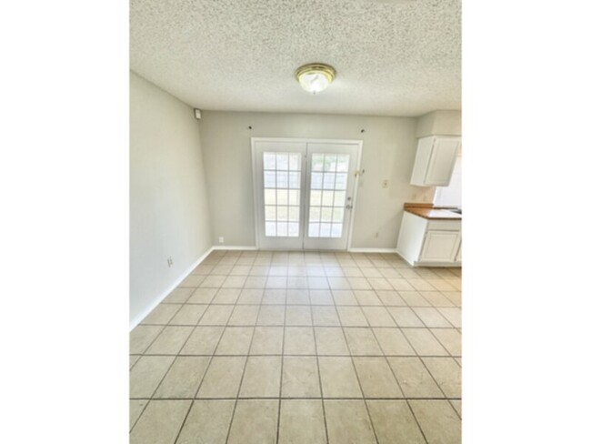 Building Photo - ******4 BEDROOM IN MESQUITE*****