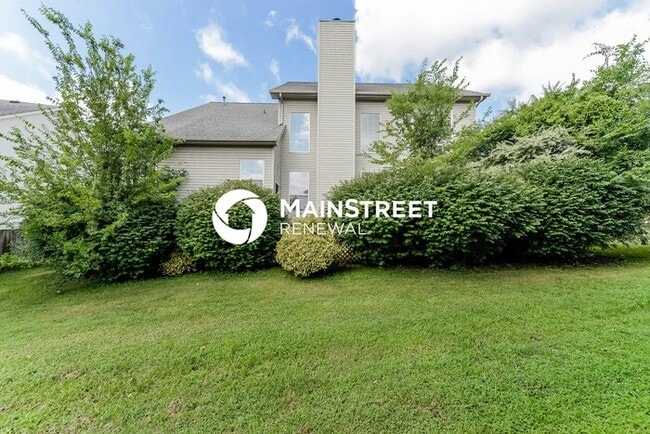 Building Photo - 4 Bedroom Pet-Friendly Home in Goodlettsville, TN with Main Street Renewal