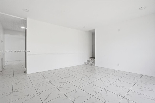 Building Photo - 2280 SW 43rd Ave