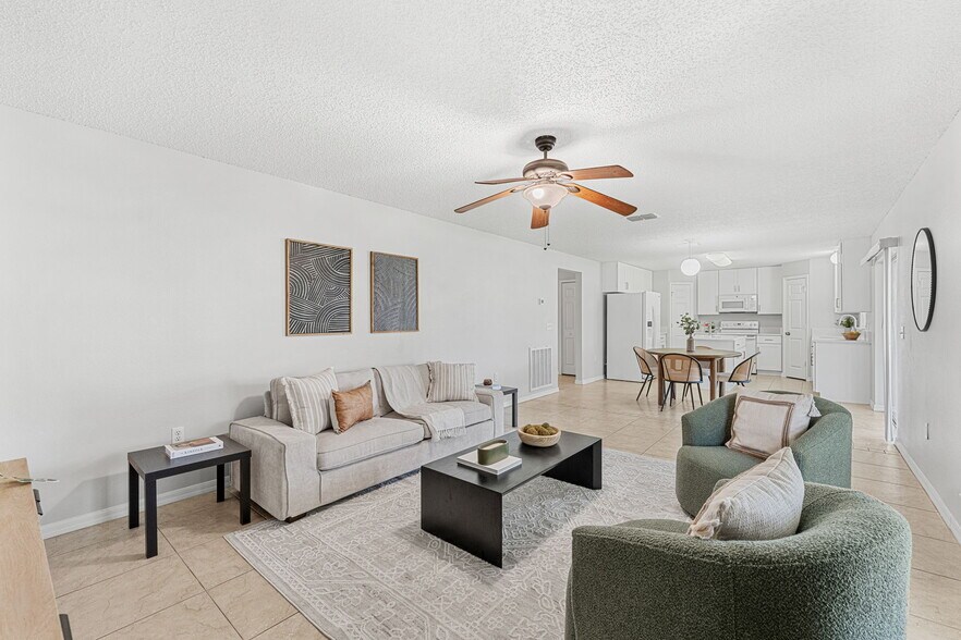 Building Photo - 2223 Dryden Ct