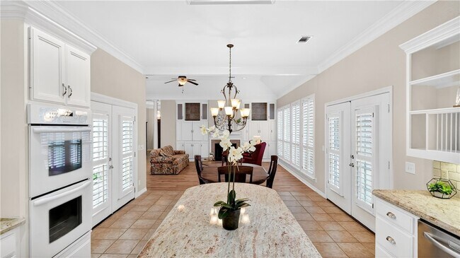 Building Photo - 4728 Stonebriar Cir
