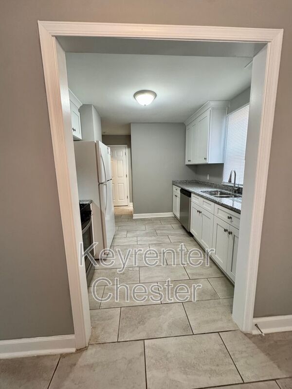 Building Photo - 2607 Petersburg St