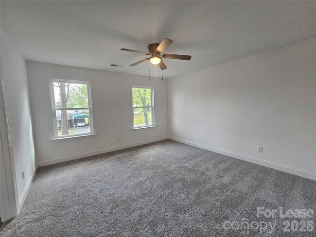 Building Photo - 203 Benfield Rd