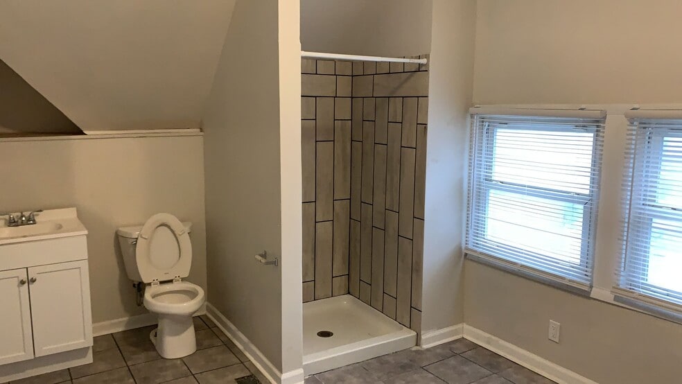 Building Photo - 275 McCormick Plz