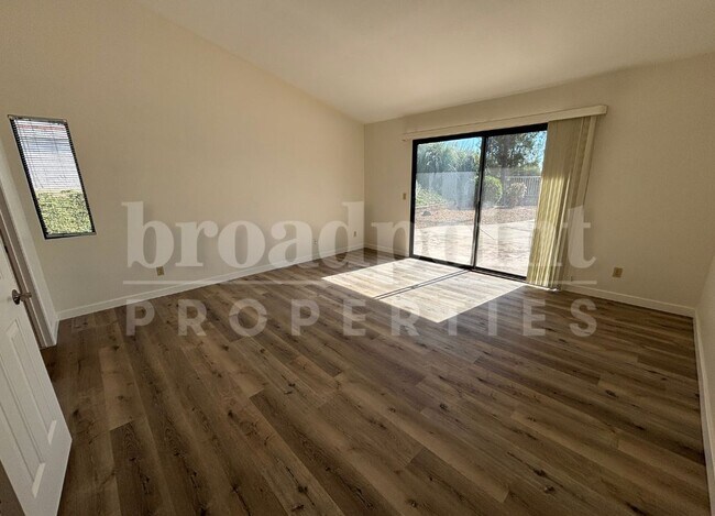 Building Photo - 1543 Buckskin Dr