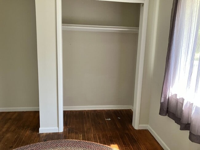 Building Photo - 3607 E Morningside Dr