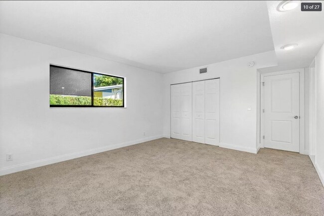 Building Photo - 12278 Hillman Dr