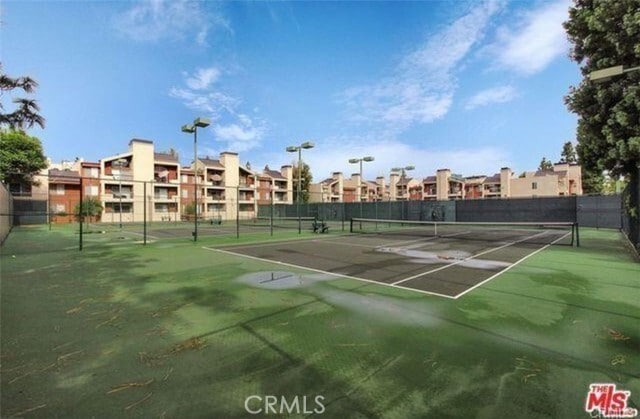 Building Photo - 5535 Canoga Ave