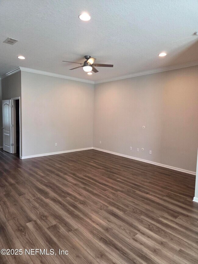 Building Photo - 10042 Andean Fox Dr