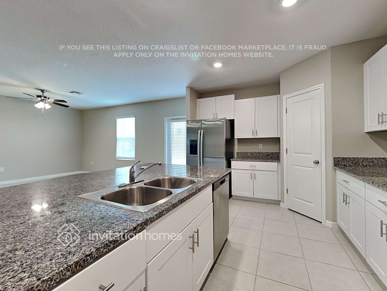 Building Photo - 2381 Jungle Dr