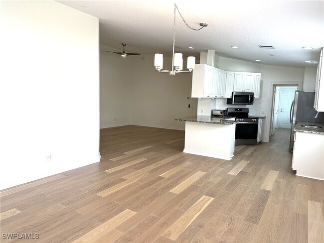 Building Photo - 28068 Boccaccio Way