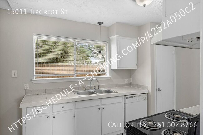 Building Photo - 15011 Tipcrest St