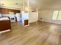 Building Photo - **$500 move in credit. Lake Oswego Refreshed 2nd Story 2 bed/1 bath Condo- W/S/G Included