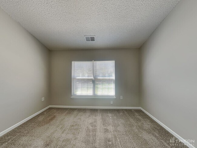 Building Photo - 13505 Philip Michael Rd