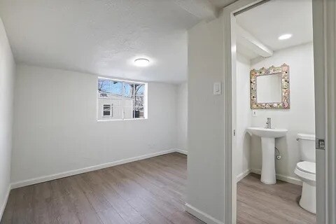 Building Photo - 7115 Parkdale Dr