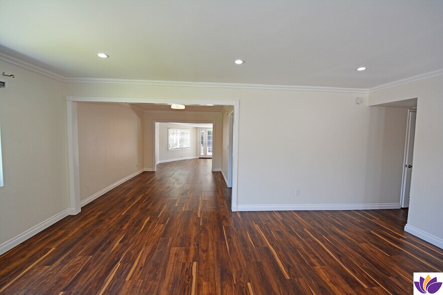 Building Photo - 23701 Bessemer St