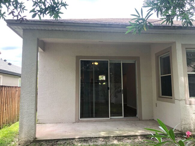 Building Photo - GREAT OVIEDO HOME WITH SOUGHT AFTER SCHOOLS