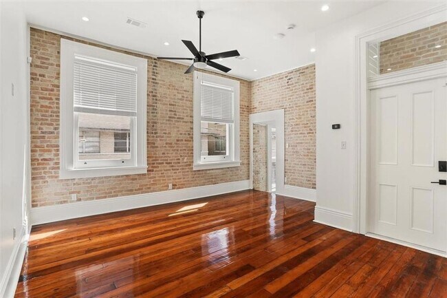 Building Photo - 1501 Clio St