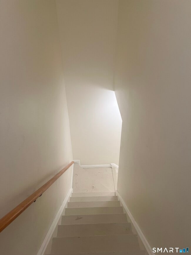 Building Photo - 3370 Madison Ave